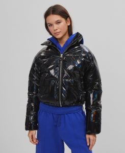 Bershka_Holografska prošivena jakna s ispunom_prije 299,90 kn, sada 199,90 kn