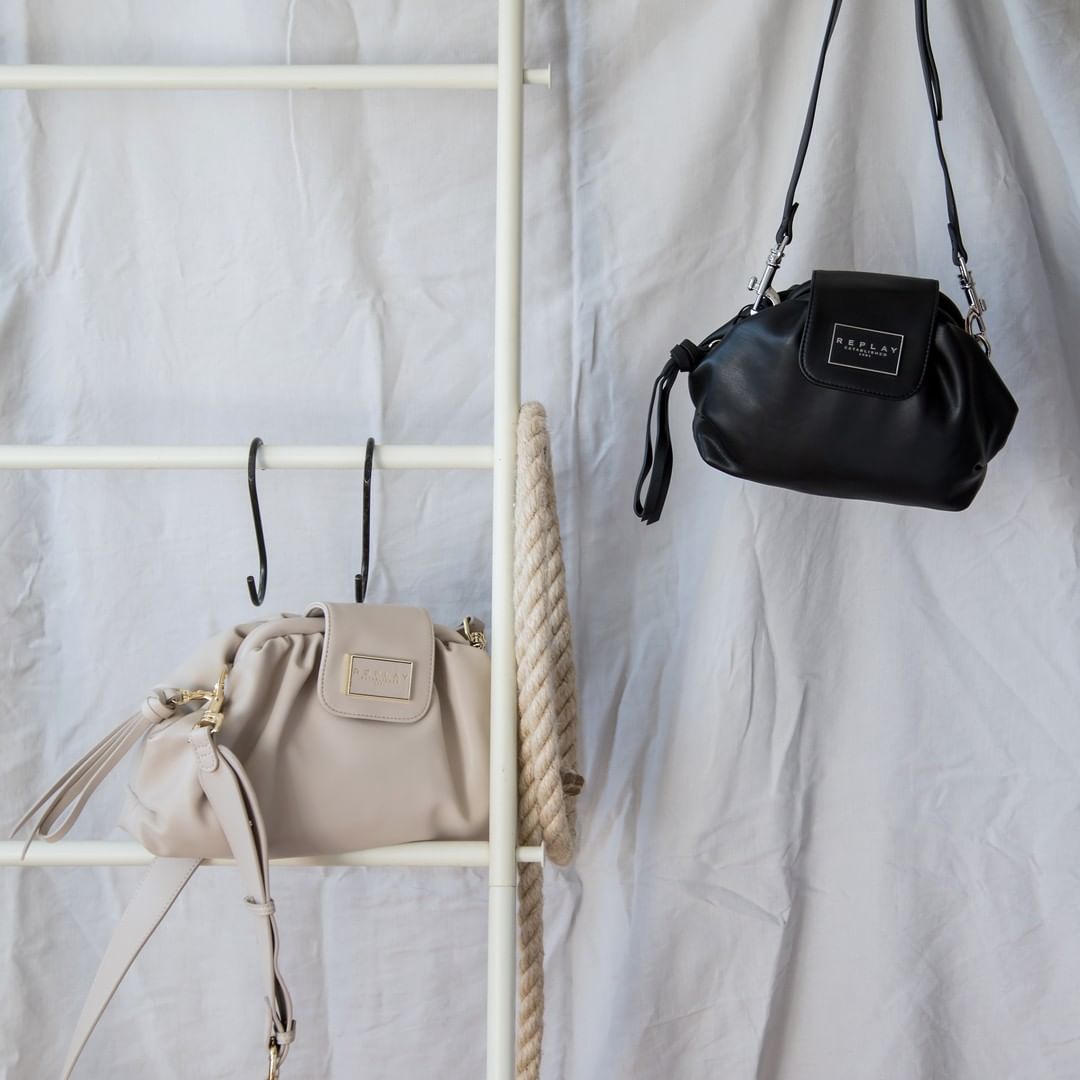 instagram_2021-03-15_0354