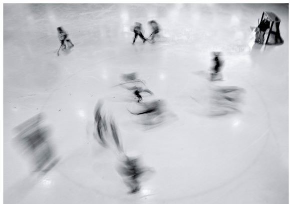 Zvonimir Rendeli_ Hockey game