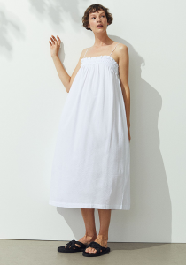 Haljine u stilu spavaćica novi su modni hit