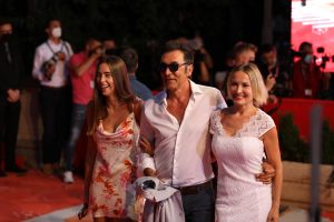 Branko Djuric sa suprugom i kcerokom