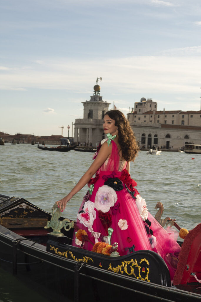 DolceGabbana_AltaModa_Venezia2021_BACKSTAGE-2-683x1024