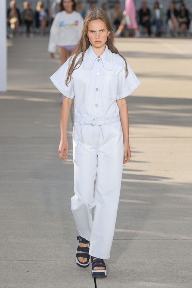 large_Baum Und Pferdgarten SS22 look 15