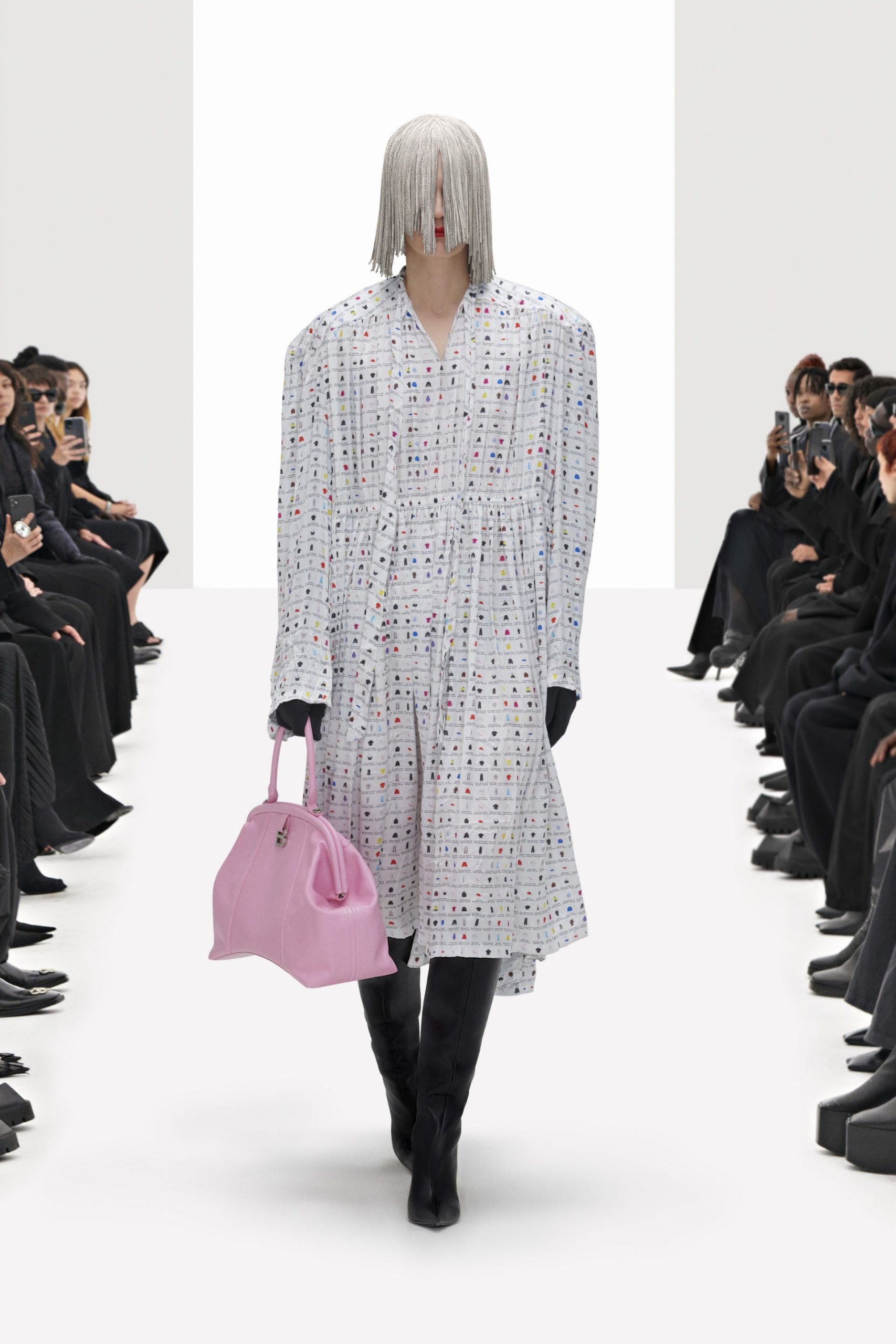 00013-Balenciaga-Spring-2022-RTW
