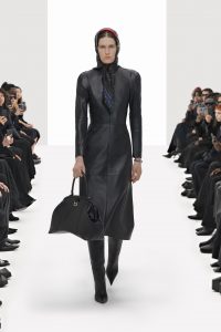 00019-Balenciaga-Spring-2022-RTW