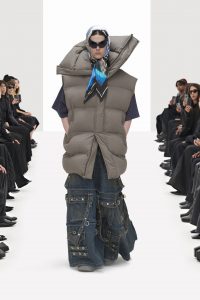 00034-Balenciaga-Spring-2022-RTW