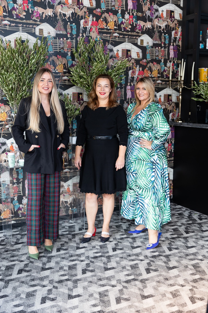 Ana Androsevic, Andrea Tunjic, Ivana Mijatovic (L'Oréal Adria)