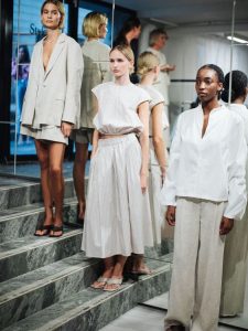 Stockholm Fashion Week pršti šarenilom i inovativnim kreacijama 18 mixer.hr