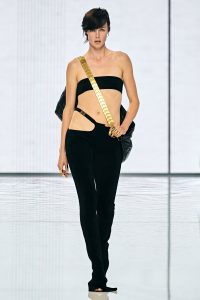00002-BALMAIN-Spring-22-RTW-Paris-credit-gorunway