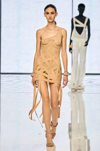 00094-BALMAIN-Spring-22-RTW-Paris-credit-gorunway