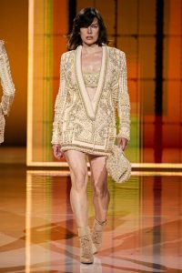 00112-BALMAIN-Spring-22-RTW-Paris-credit-gorunway