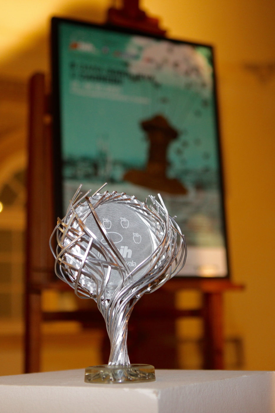 Stilueta_Ivan Midzic