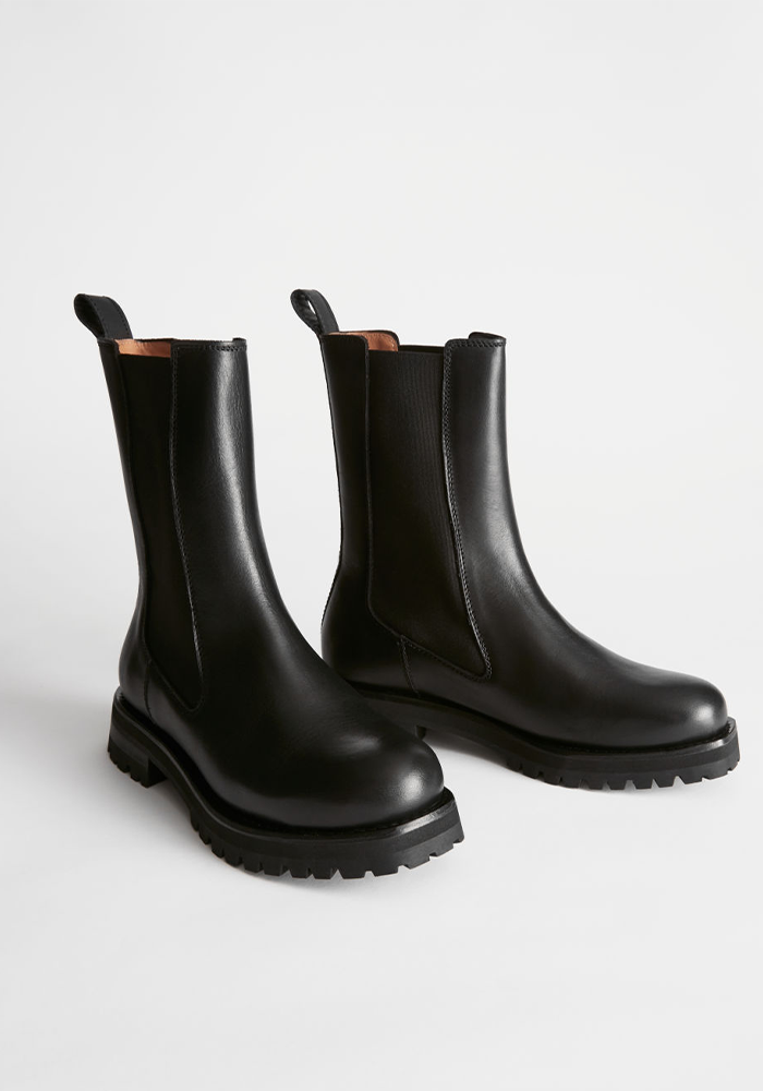 chunkysoleleatherchelseaboots