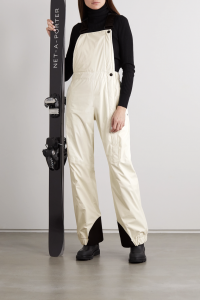 1636652235-ski-wear-womens-2021-net-a-porter-moncler-1636652218