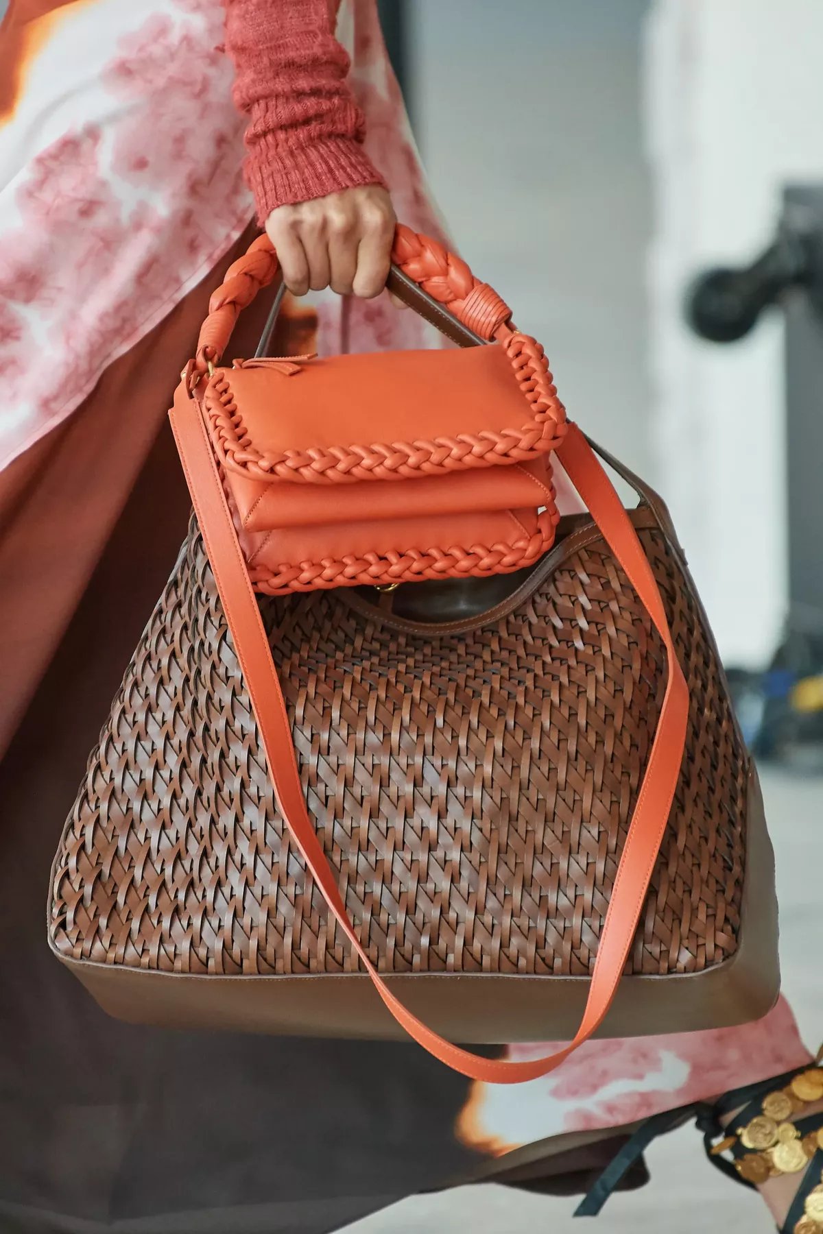 00005_Altuzarra_Spring_2022_RTW_Details_Credit_Alessandro_Viero_GORUNWAY_jpg_a50c3b7051