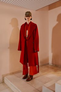 Pre-Fall 2022 kolekcije Modna odvažnost, šarene boje i povratak klasici mixer.hr 17