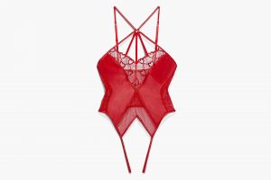 RIHANNA180122_PROD-GLOSSY-FLOSSY-CROTCHLESS-TEDDY-LI2250523-6036-LAYDOWN-A