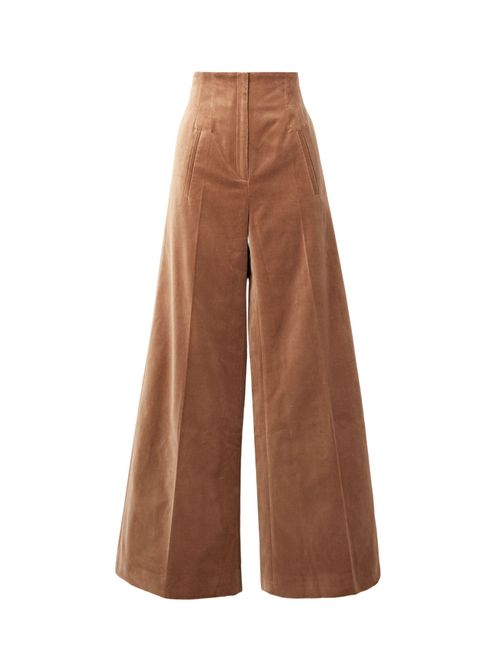 Zimi obožavamo nositi odijela od baršuna Evo kao ih kombinirati i gdje ih kupiti 5