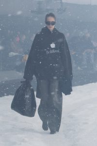 Balenciaga mixer.hr 150