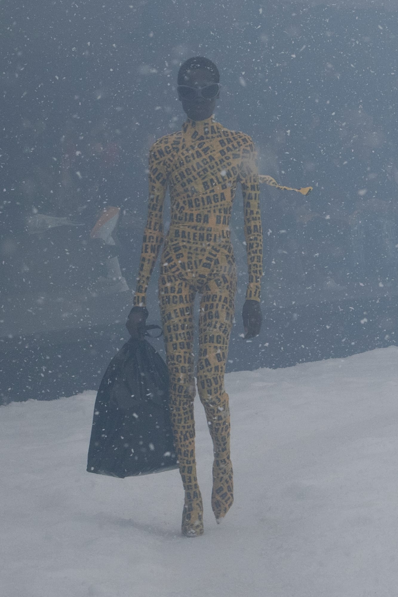 Balenciaga mixer.hr 27