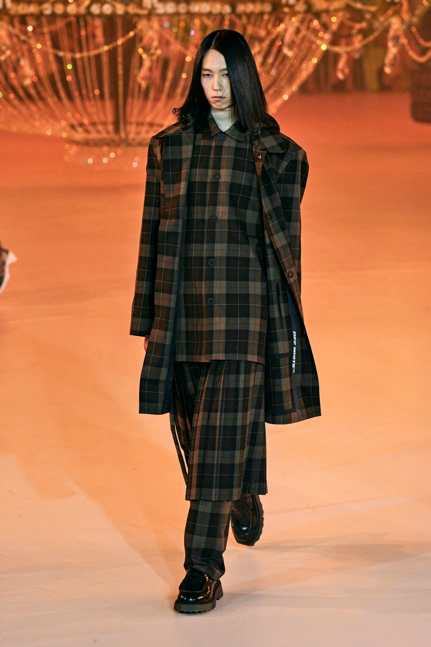 off white mixer.hr 13