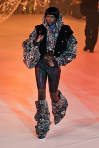 off white mixer.hr 15