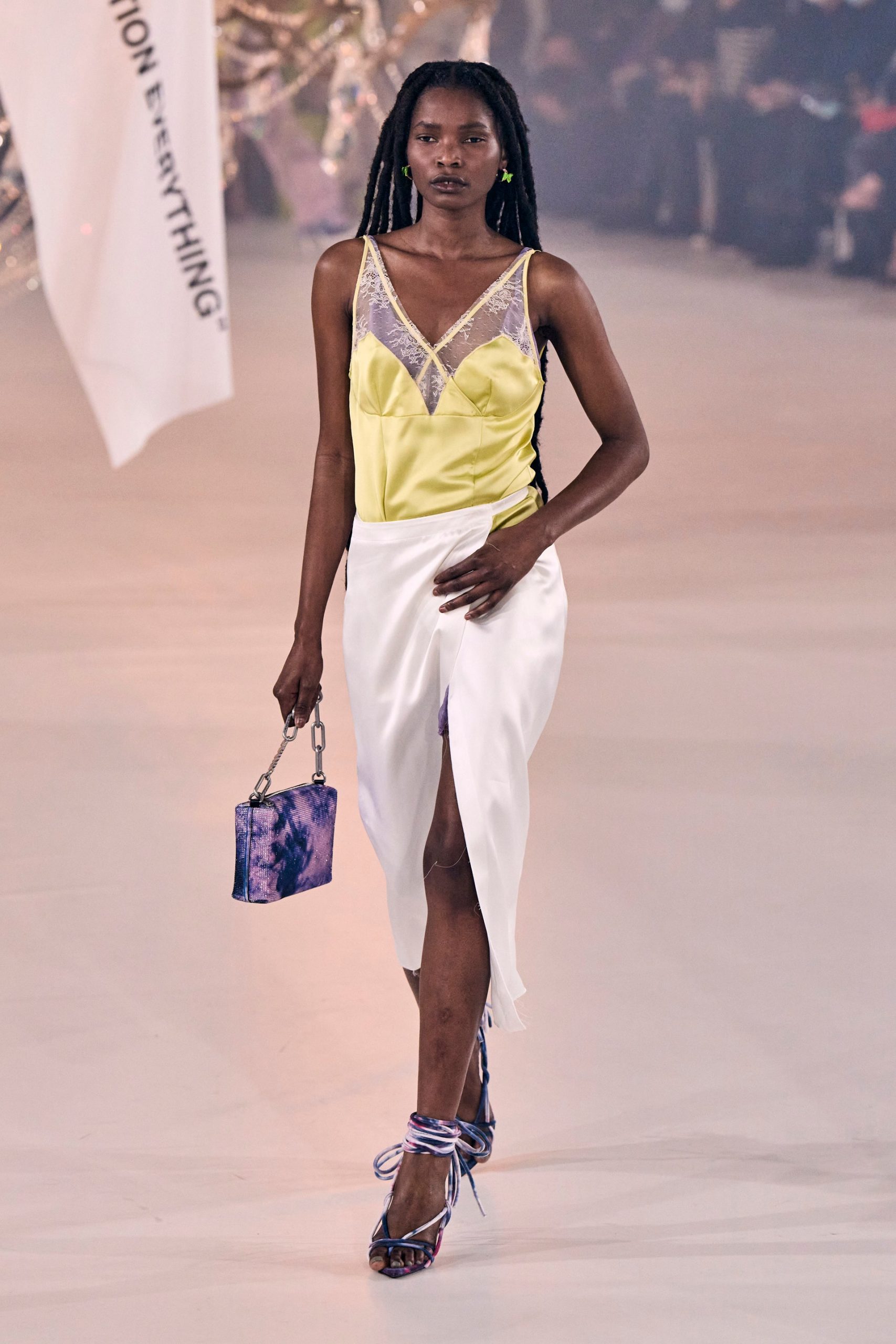 off white mixer.hr 22