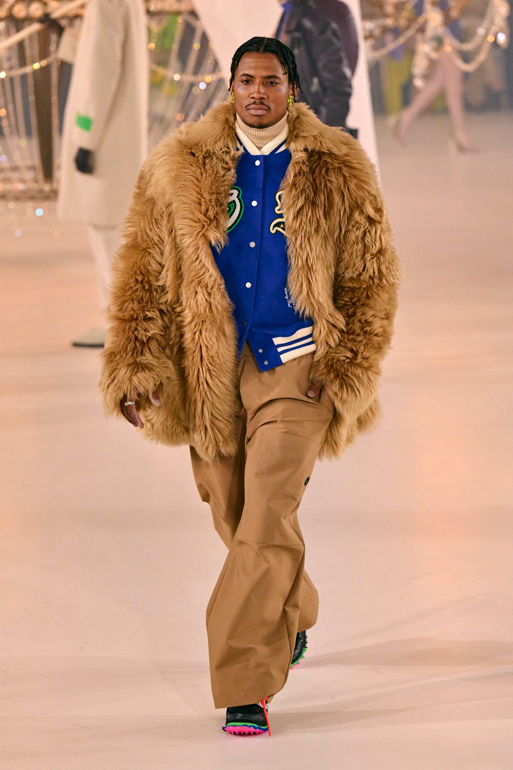 off white mixer.hr 37