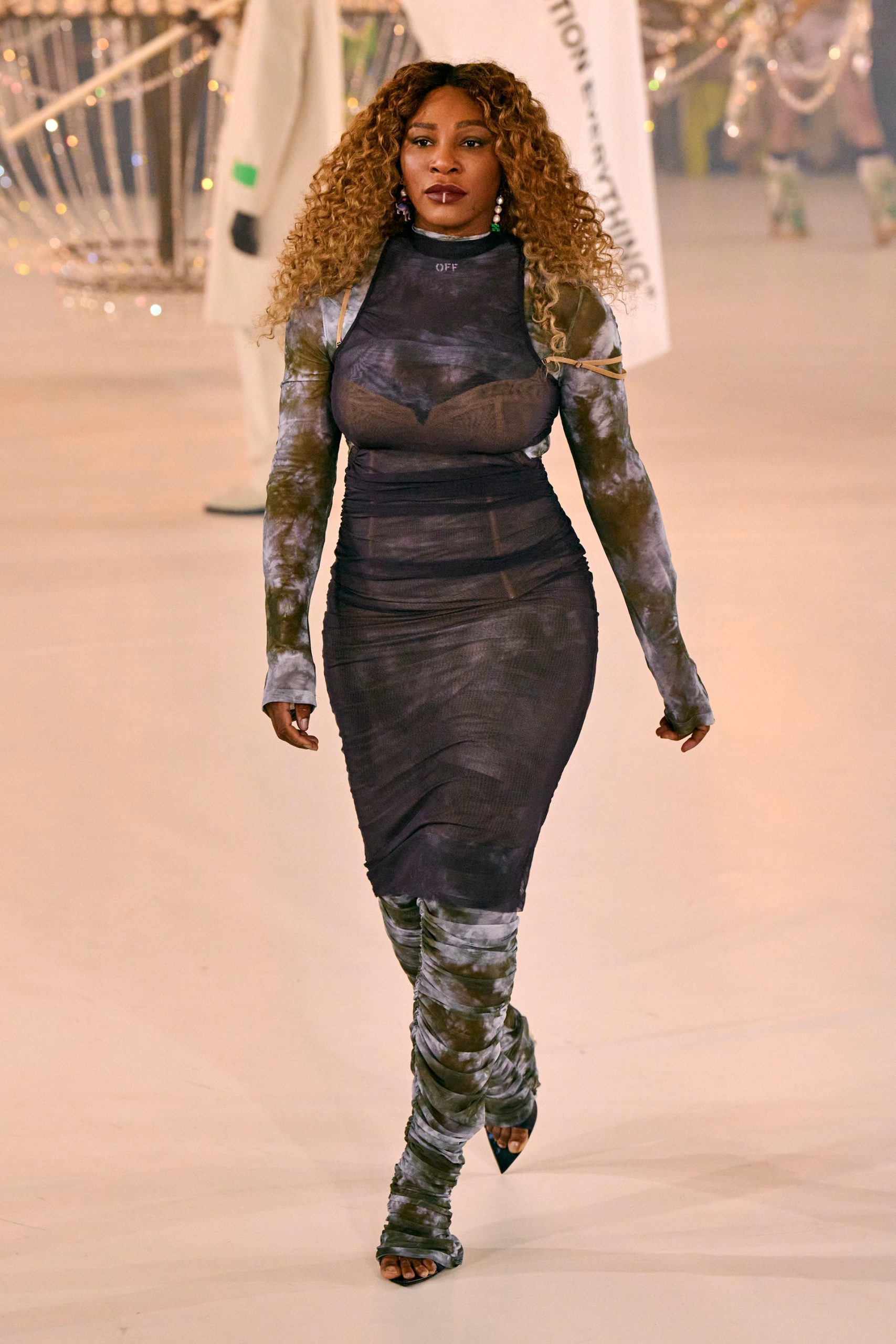 off white mixer.hr 42