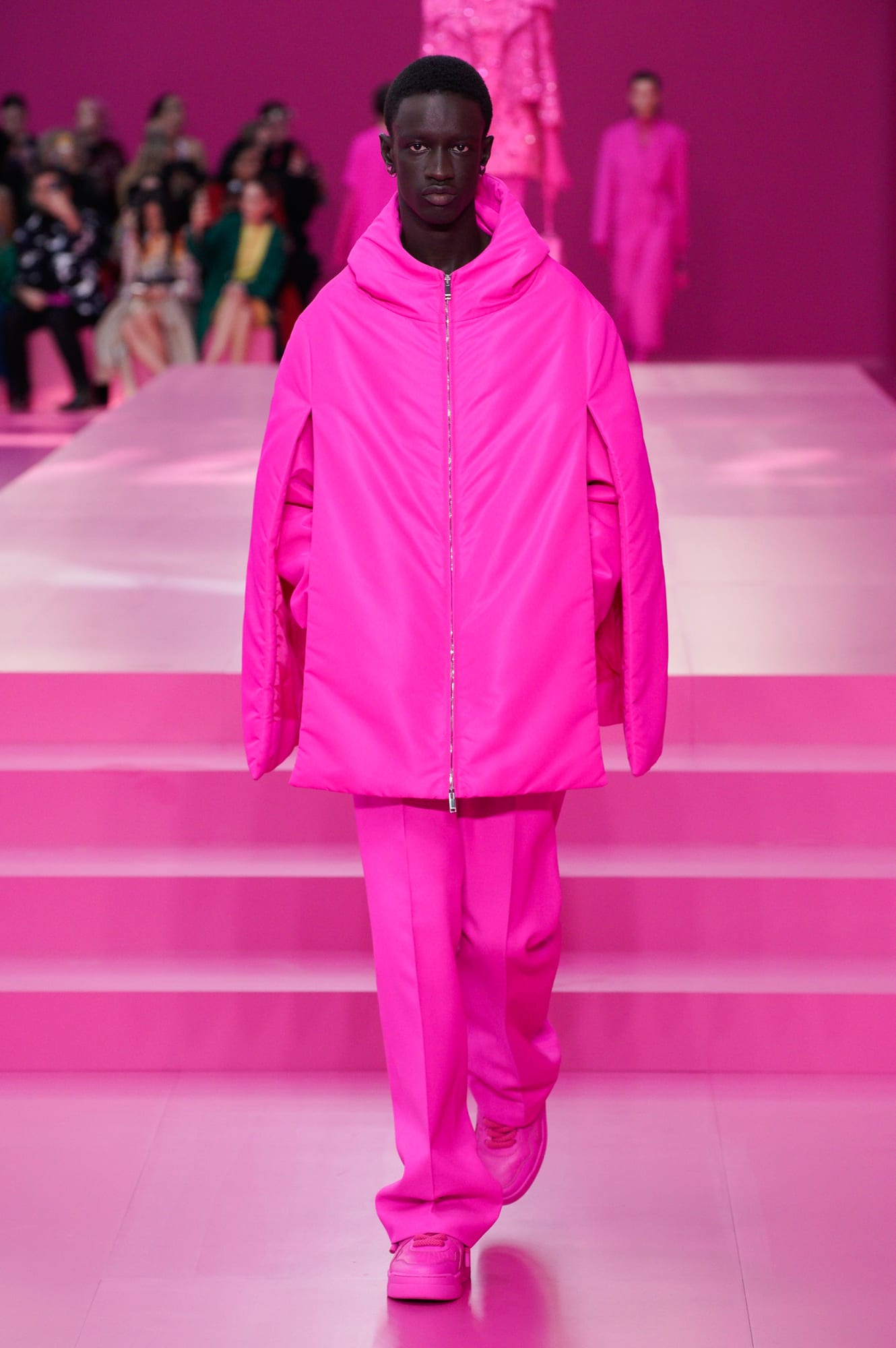 valentino mixer.hr 37