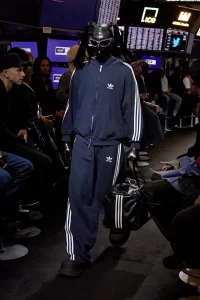00044-Balenciaga-resort-2023-new-york-credit-brand