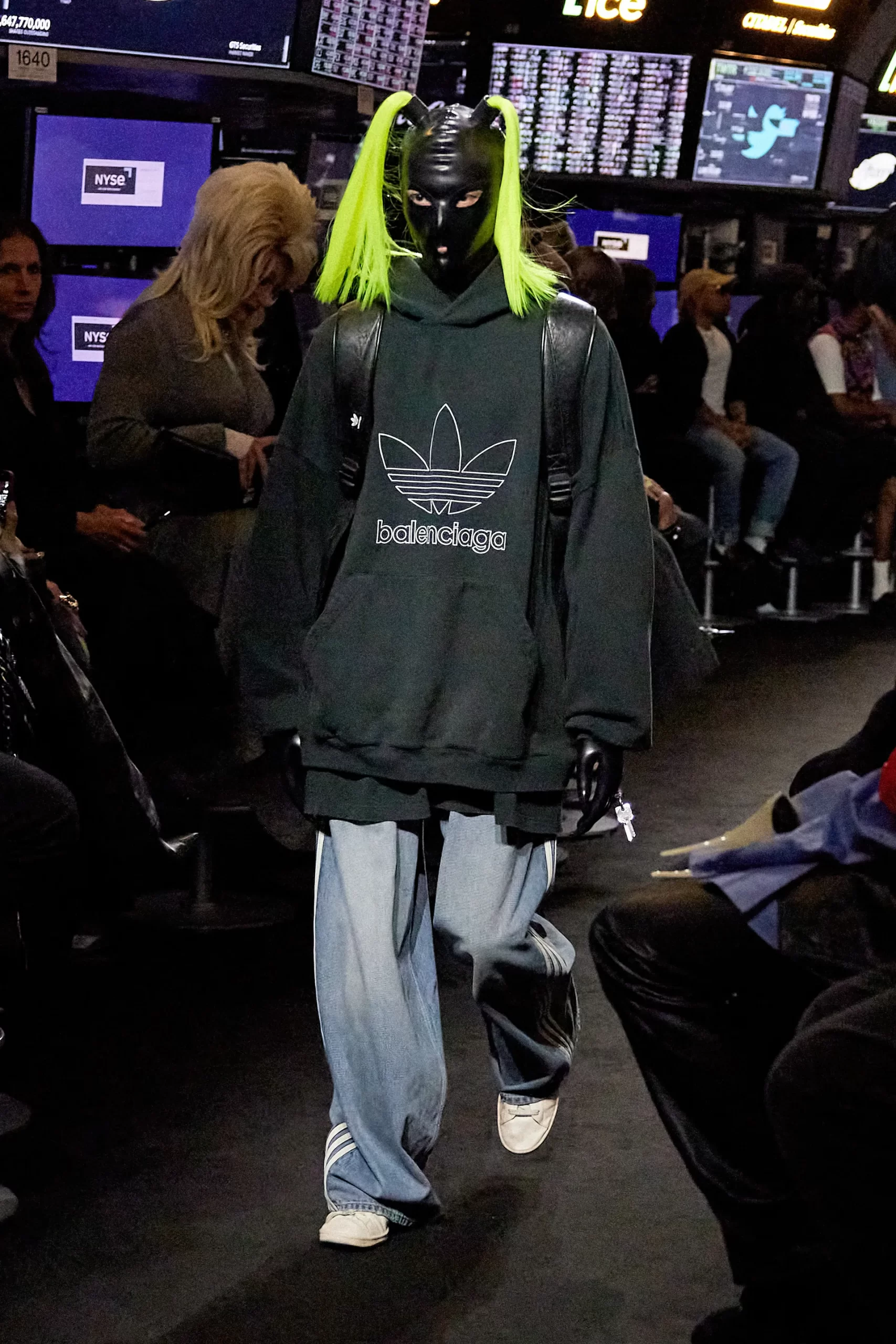 00058-Balenciaga-resort-2023-new-york-credit-brand