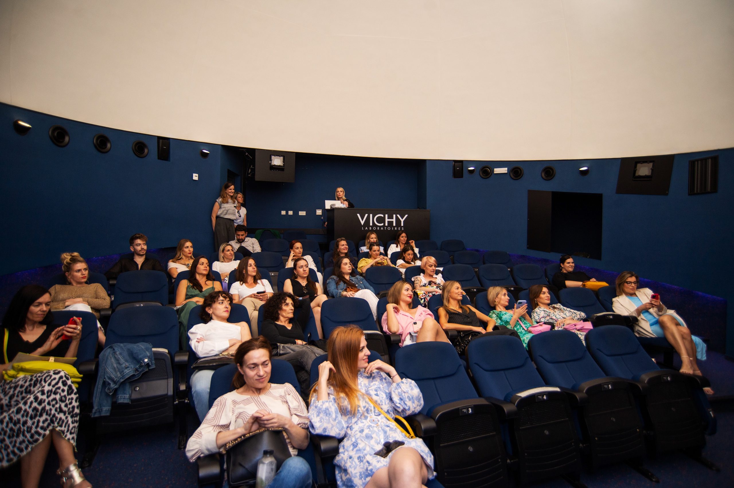 7002BB5B-274A-40AC-B841-8C4B3F310B61