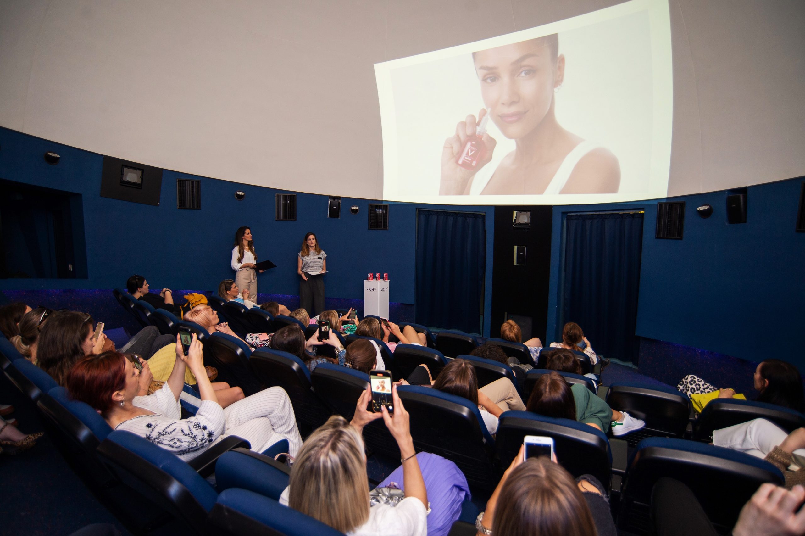 A21672C8-36B4-4221-87E2-10B116941970