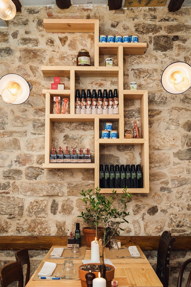 Uje, Pinku i Misto 5