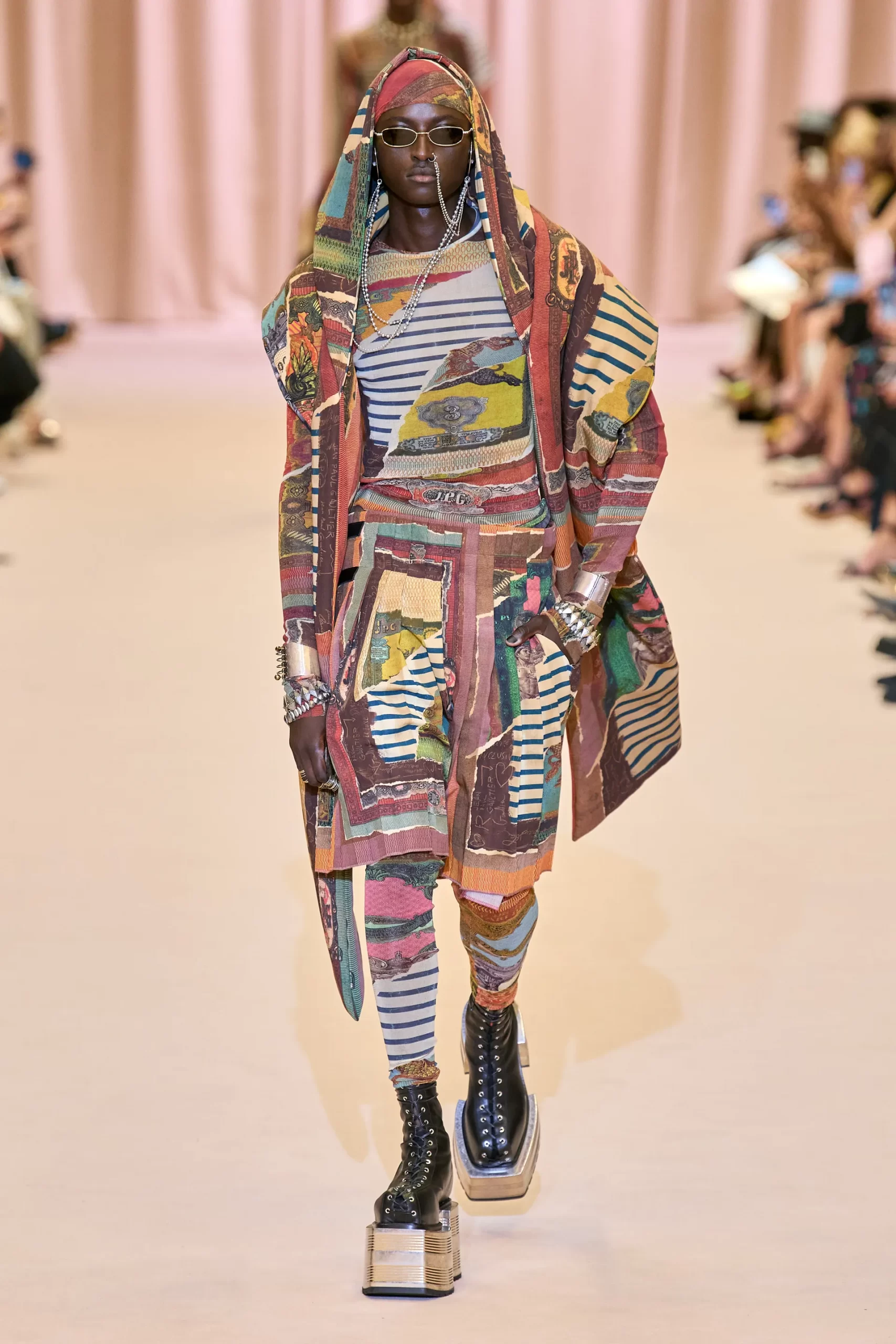 00001-jean-paul-gaultier-fall-2022-couture-credit-gorunway