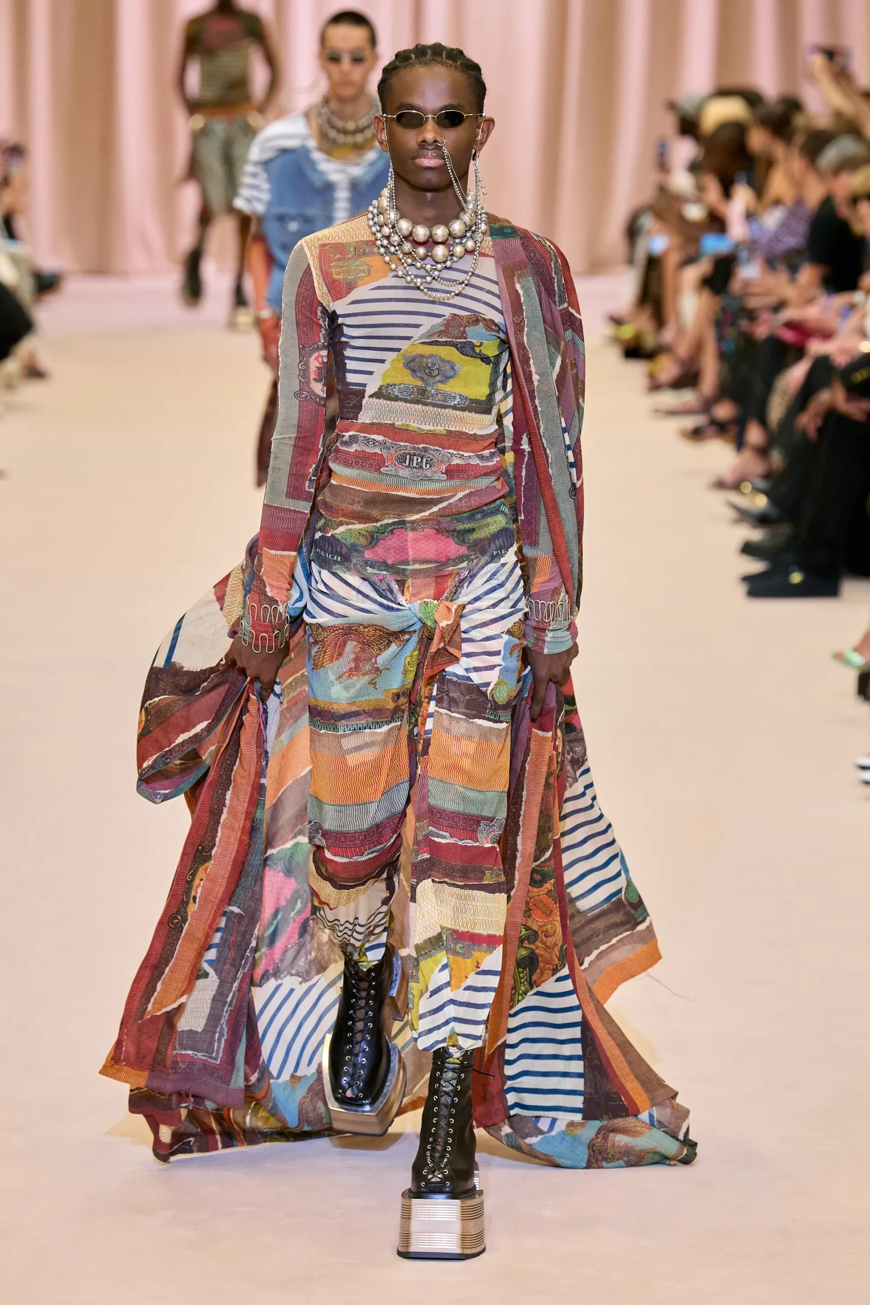 00002-jean-paul-gaultier-fall-2022-couture-credit-gorunway