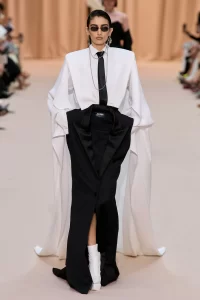 00039-jean-paul-gaultier-fall-2022-couture-credit-gorunway