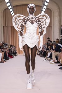 jean-paul-gaultier-by-o-rousteing-hcfw22-23-look57-jpg-1657215409
