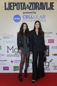 Lara i Iris Cekus